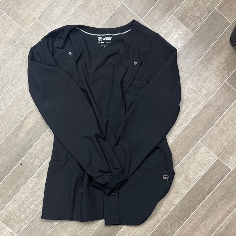 WonderWink Women's Classic Black Scrub Jacket